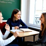 러시아어 회화 초급 - Photorealistic beginner Russian conversation class in a bright Paris language school, French adult l...